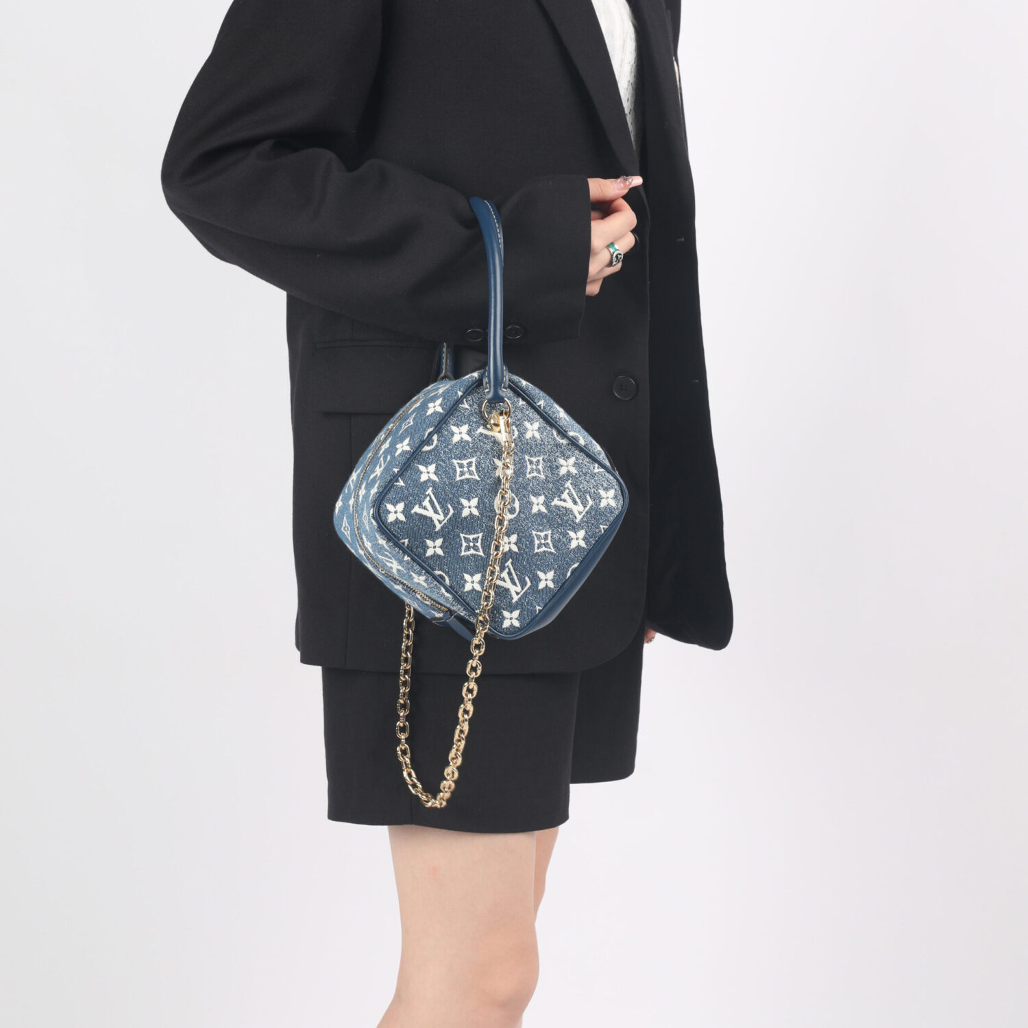 LOUIS VUITTON Women's Handbag