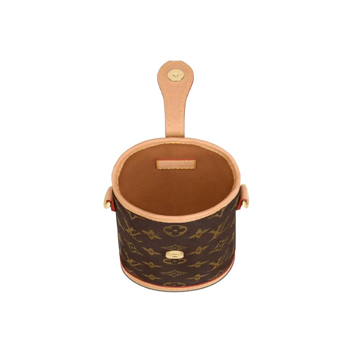 LOUIS VUITTON Women's messenger bag