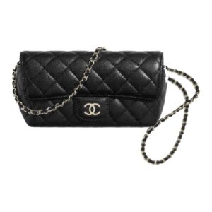 CHANEL 21K winter messenger bag