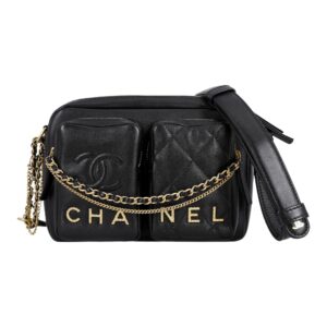 CHANEL 22c early spring messenger bag