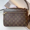 Louis Vuitton Pochette Metis